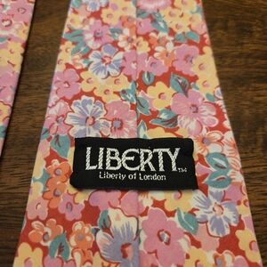 Liberty Floral Patterned Fabric